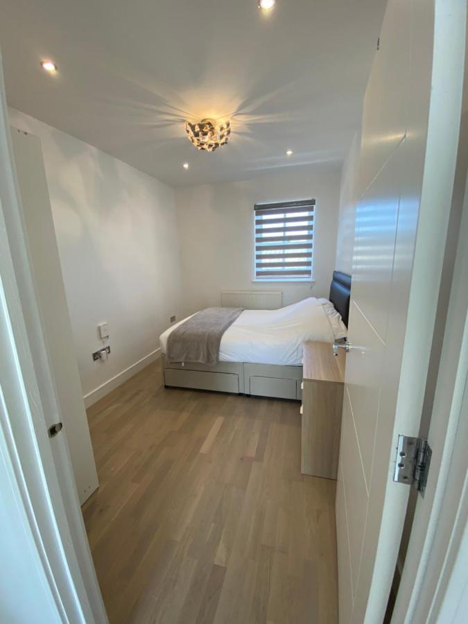 Apartment No 8 - Stay In Style In The Heart Of The Cathedral City. ترورو المظهر الخارجي الصورة
