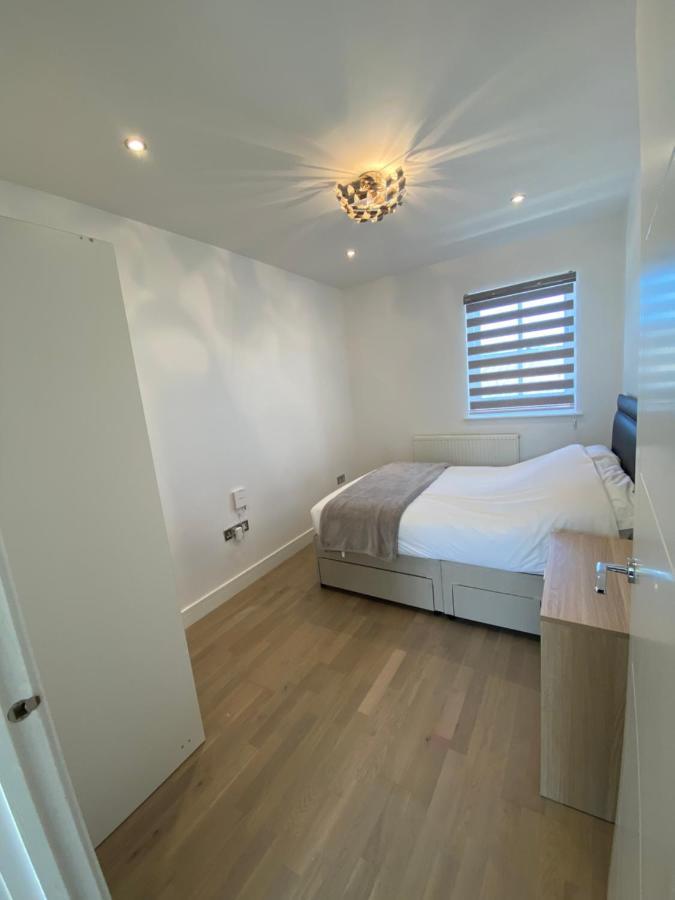 Apartment No 8 - Stay In Style In The Heart Of The Cathedral City. ترورو المظهر الخارجي الصورة