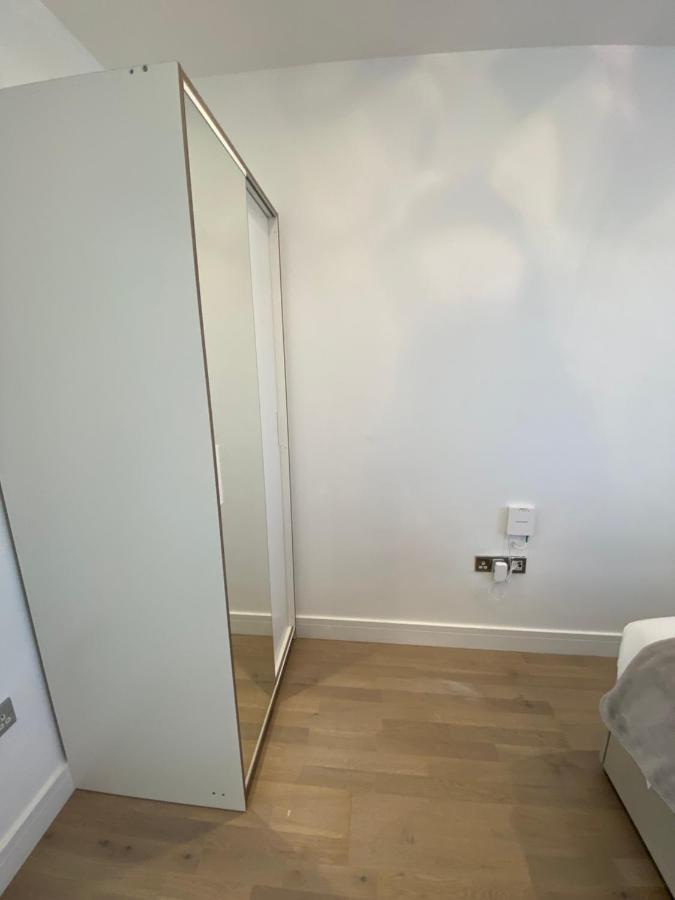 Apartment No 8 - Stay In Style In The Heart Of The Cathedral City. ترورو المظهر الخارجي الصورة